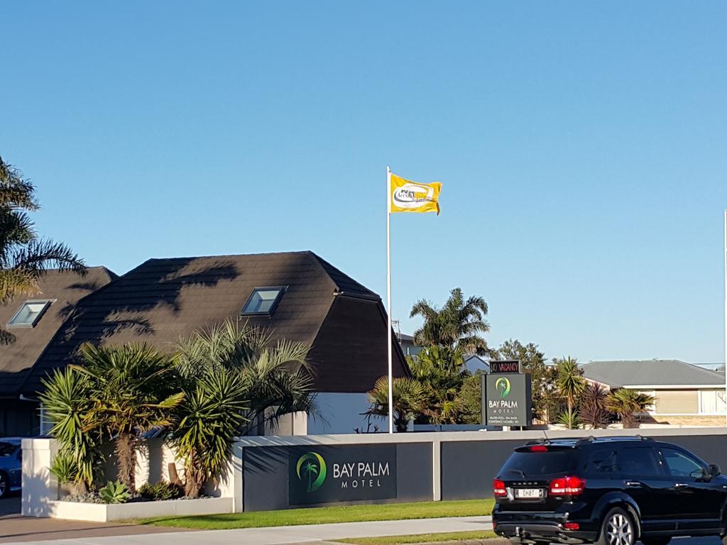 Bay Palm Motel Mount Maunganui Exterior photo