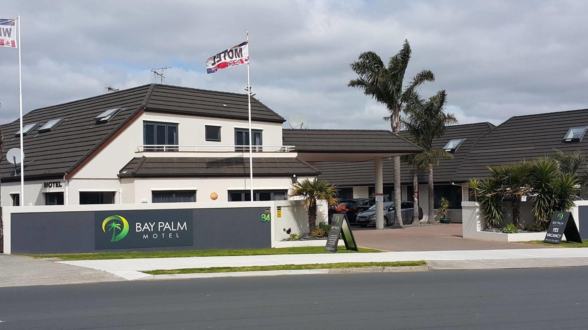 Bay Palm Motel Mount Maunganui Exterior photo